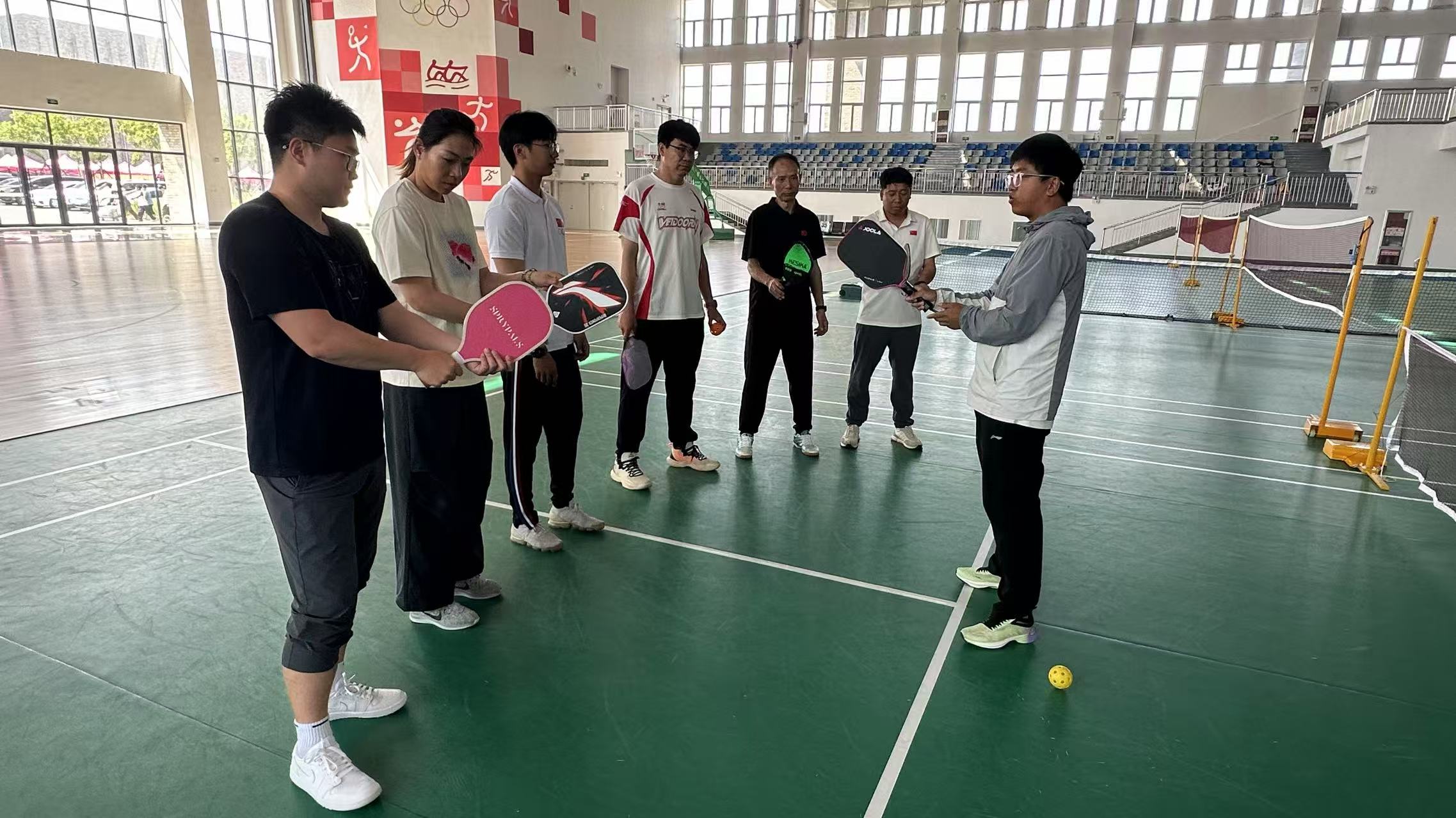 优化课程体系 提升课程内涵 ——体育部开展教研交流活动